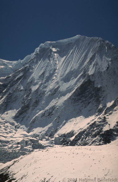 Other mountains here are even more spectacular but probably still unclimbed.