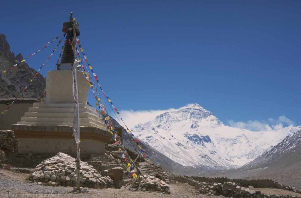 Das Kloster Rongbuk hat eine prächtige Aussicht auf den Berg