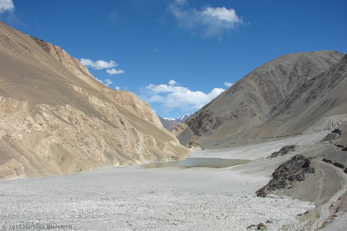 shortly before Pangong Tso