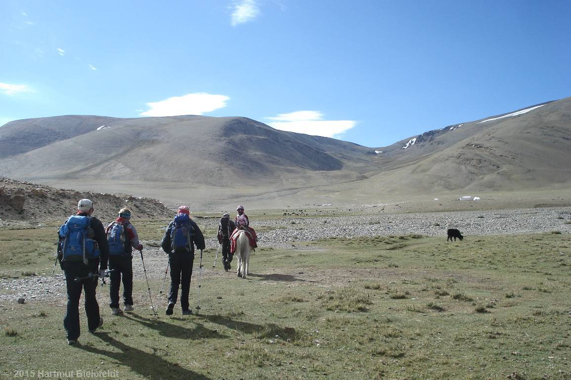 Immer geradewegs auf den Pass zu
