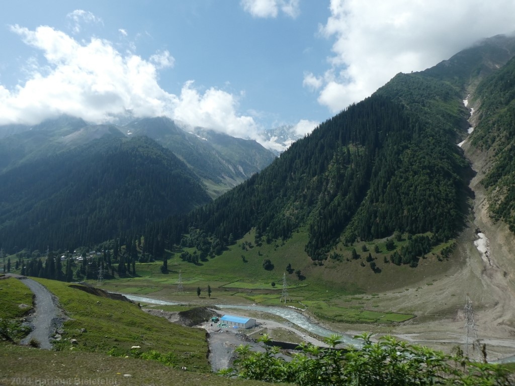 bei Sonamarg