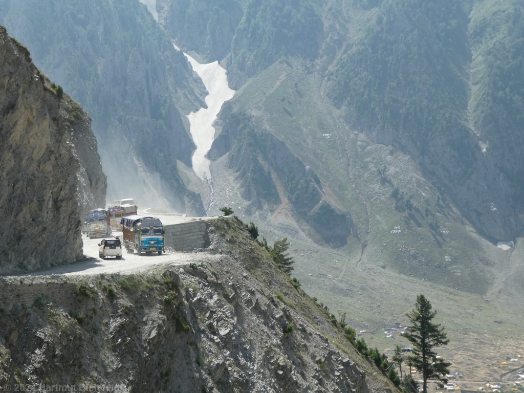 Zoji La pass road