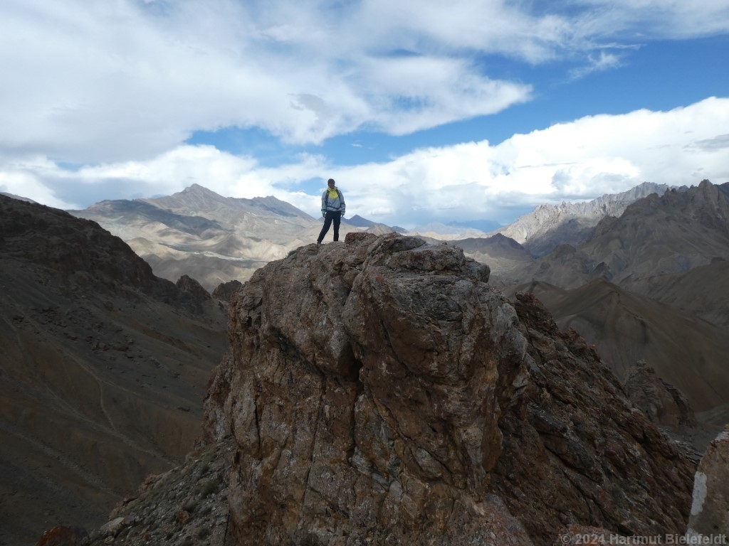 P. 4049, here everyone can find...