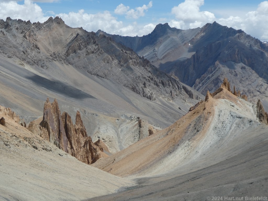 ... wird aber bald landschaftlich sehr interessant